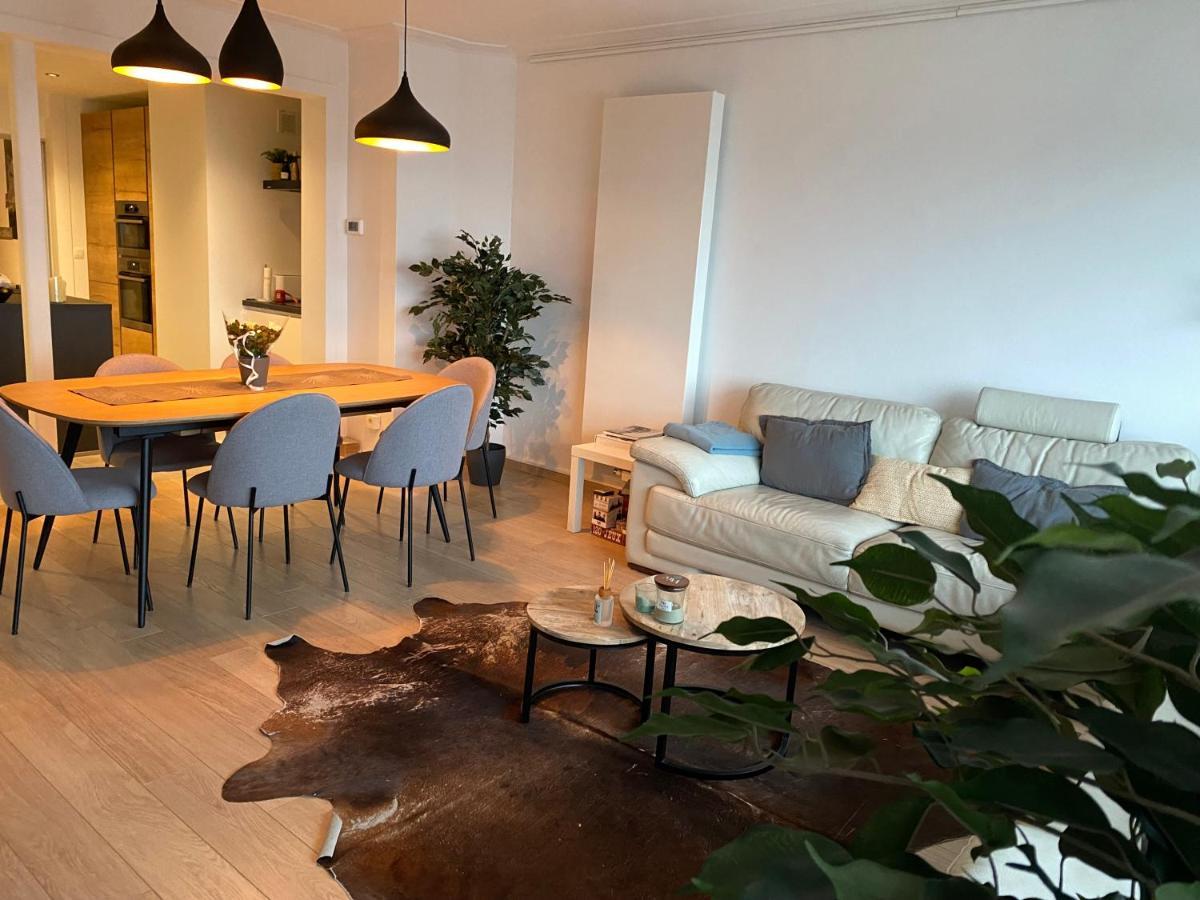 Spacious With Sea View Appartement *
